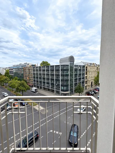 Urban. Elegant. Exklusiv. – Repräsentative 135-m²-Residenz nahe Kurfürstendamm — photo 1